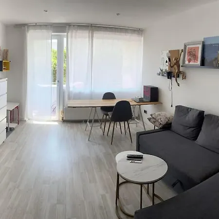 Moderne 1-zimmer Stadtnah Apartment Neu-Ulm